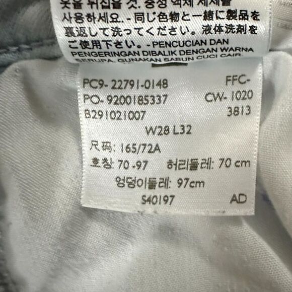 Levi’s ~ Women’s light wash Mile High Super Skinny Jeans ~ size 28/32 - Picture 9 of 12